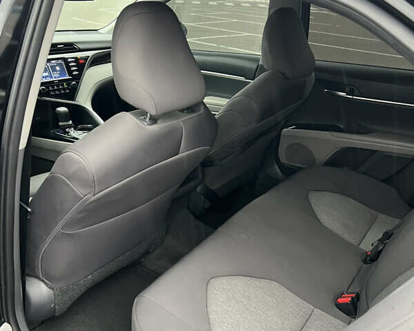 Чорний Тойота Камрі, об'ємом двигуна 2.5 л та пробігом 72 тис. км за 22000 $, фото 27 на Automoto.ua