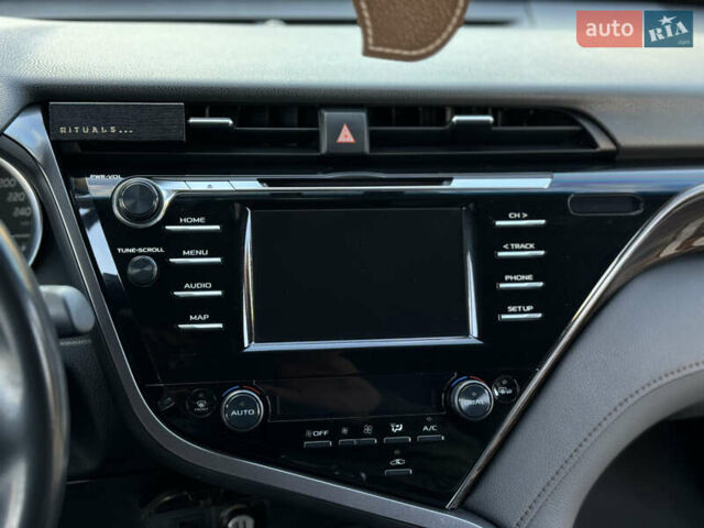 Черный Тойота Камри, объемом двигателя 2.5 л и пробегом 70 тыс. км за 31000 $, фото 53 на Automoto.ua