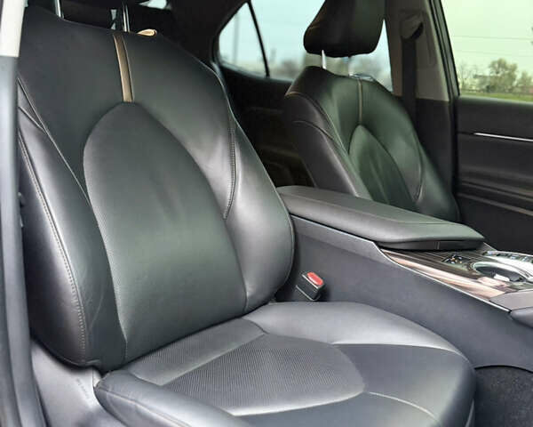 Чорний Тойота Камрі, об'ємом двигуна 2.49 л та пробігом 143 тис. км за 26500 $, фото 13 на Automoto.ua