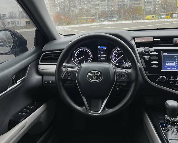 Чорний Тойота Камрі, об'ємом двигуна 2.5 л та пробігом 72 тис. км за 22000 $, фото 26 на Automoto.ua
