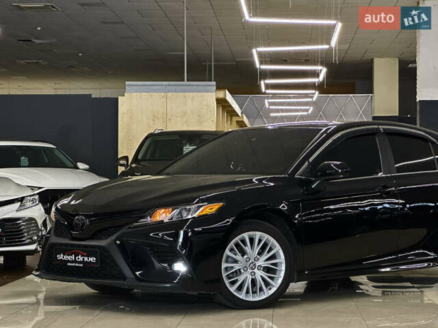 Чорний Тойота Камрі, об'ємом двигуна 2.5 л та пробігом 56 тис. км за 20999 $, фото 1 на Automoto.ua