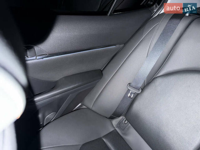 Черный Тойота Камри, объемом двигателя 2.5 л и пробегом 70 тыс. км за 31000 $, фото 13 на Automoto.ua