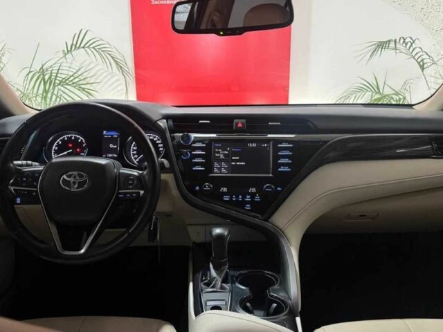 Чорний Тойота Камрі, об'ємом двигуна 2.5 л та пробігом 120 тис. км за 22191 $, фото 12 на Automoto.ua