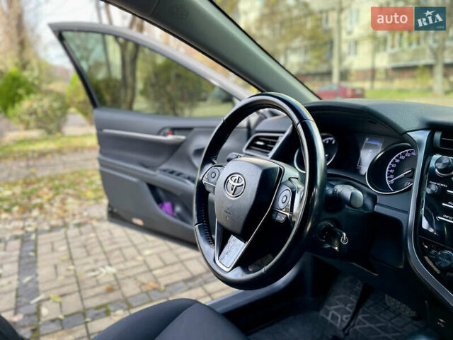 Тойота Камри 2019 в Киеве на Automoto.ua Черный Тойота Камри, объемом двигателя 2.5 л и пробегом 116 тыс. км за 19995 $, фото 24 на Automoto.ua