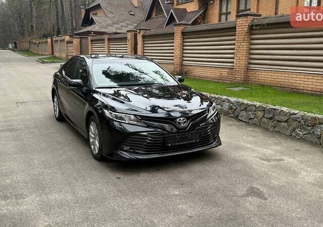 Черный Тойота Камри, объемом двигателя 2.49 л и пробегом 80 тыс. км за 22500 $, фото 2 на Automoto.ua
