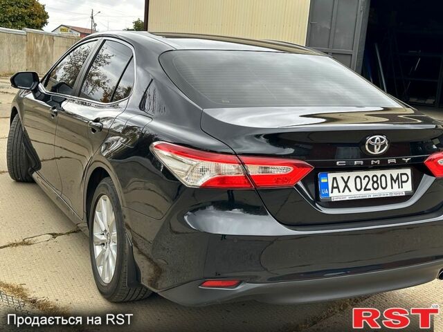 Черный Тойота Камри, объемом двигателя 2.5 л и пробегом 67 тыс. км за 24500 $, фото 2 на Automoto.ua