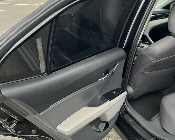 Чорний Тойота Камрі, об'ємом двигуна 2.5 л та пробігом 72 тис. км за 22000 $, фото 28 на Automoto.ua