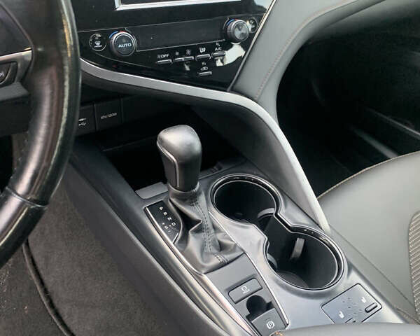 Черный Тойота Камри, объемом двигателя 2.49 л и пробегом 85 тыс. км за 22900 $, фото 1 на Automoto.ua