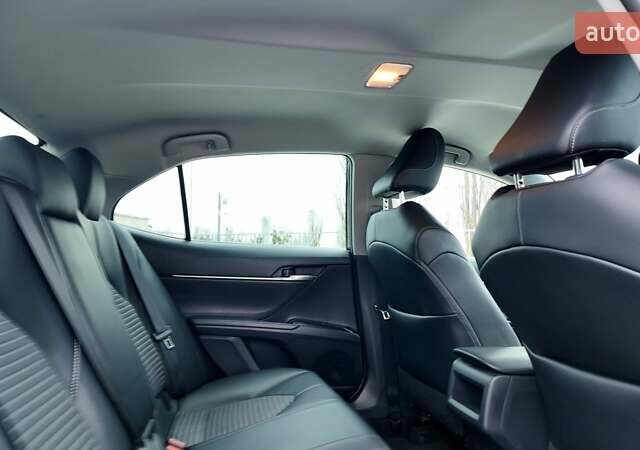 Чорний Тойота Камрі, об'ємом двигуна 2.49 л та пробігом 185 тис. км за 18990 $, фото 16 на Automoto.ua