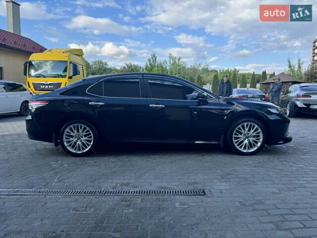 Черный Тойота Камри, объемом двигателя 2.5 л и пробегом 70 тыс. км за 31000 $, фото 44 на Automoto.ua