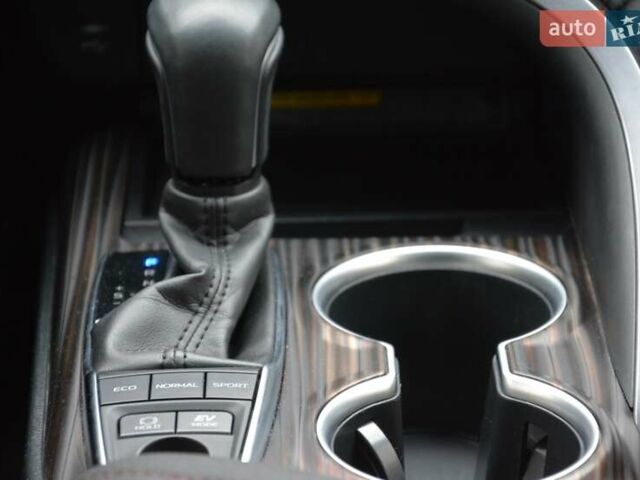 Чорний Тойота Камрі, об'ємом двигуна 2.49 л та пробігом 186 тис. км за 26000 $, фото 24 на Automoto.ua