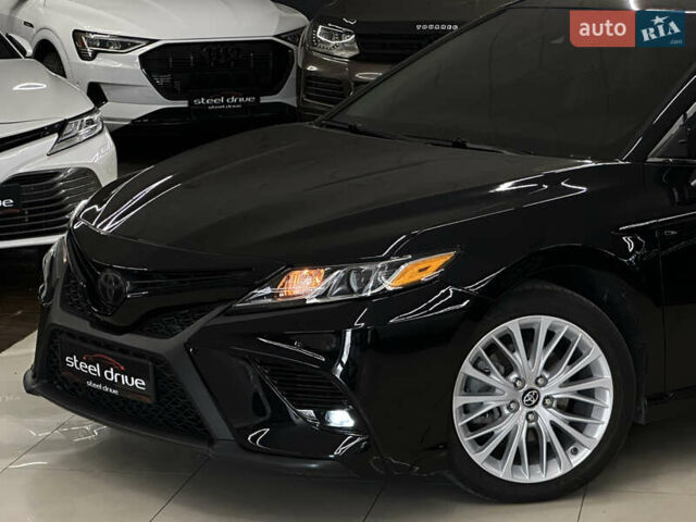 Чорний Тойота Камрі, об'ємом двигуна 2.5 л та пробігом 56 тис. км за 20999 $, фото 2 на Automoto.ua