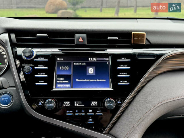 Черный Тойота Камри, объемом двигателя 2.5 л и пробегом 270 тыс. км за 23500 $, фото 27 на Automoto.ua