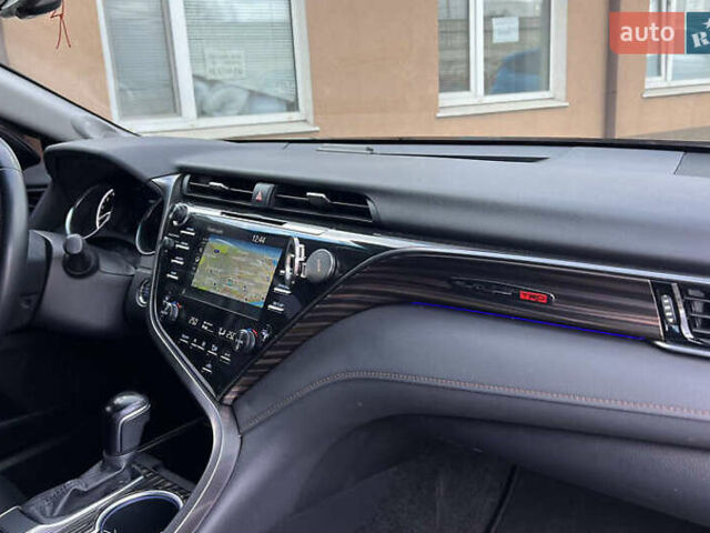 Черный Тойота Камри, объемом двигателя 3.46 л и пробегом 95 тыс. км за 26000 $, фото 11 на Automoto.ua