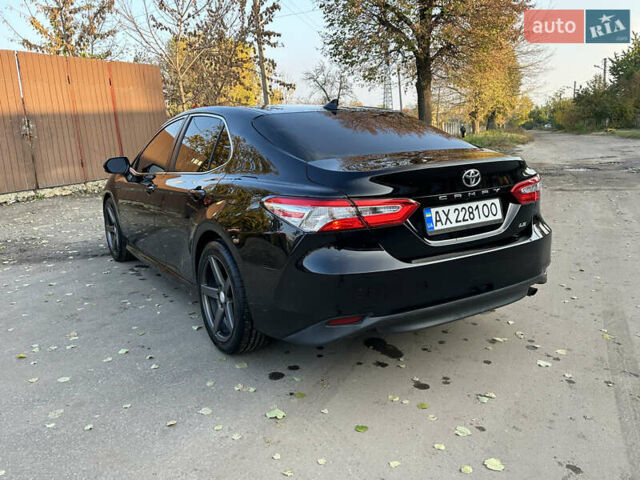 Тойота Камри 2020 в Харькове на Automoto.ua Черный Тойота Камри, объемом двигателя 2.49 л и пробегом 120 тыс. км за 22600 $, фото 11 на Automoto.ua