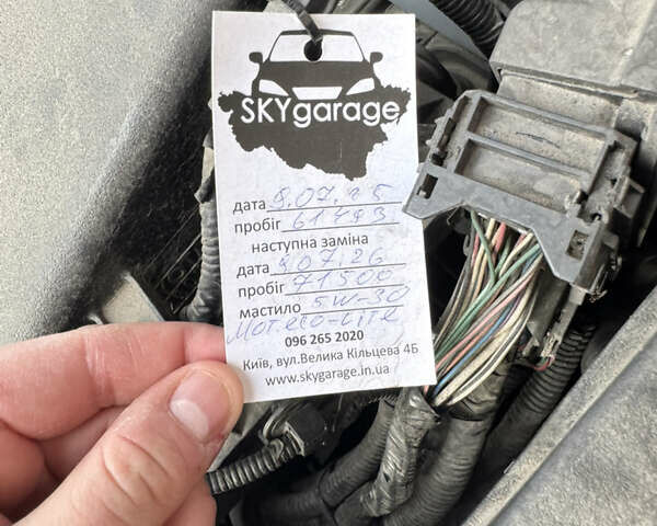 Черный Тойота Камри, объемом двигателя 2.49 л и пробегом 64 тыс. км за 24000 $, фото 1 на Automoto.ua