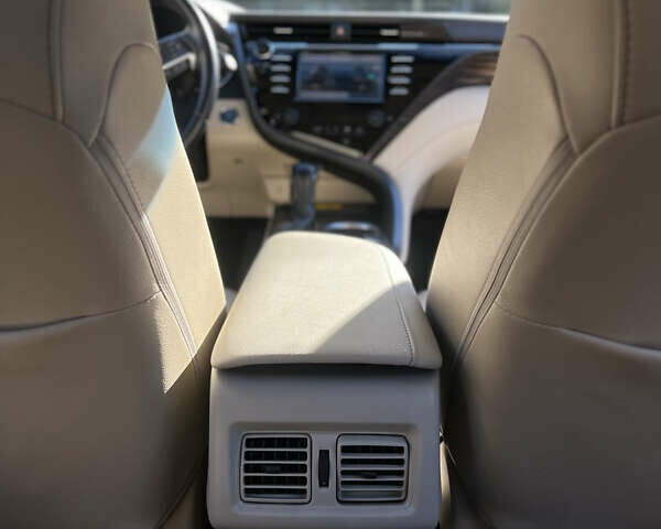 Чорний Тойота Камрі, об'ємом двигуна 2.49 л та пробігом 76 тис. км за 34000 $, фото 16 на Automoto.ua