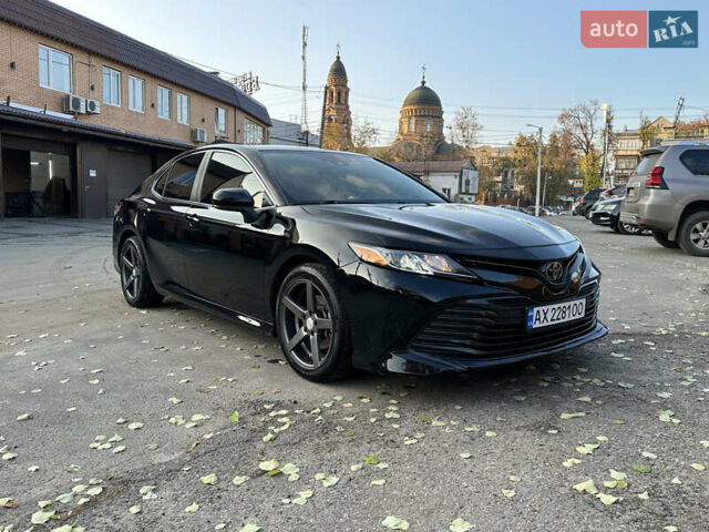Тойота Камри 2020 в Харькове на Automoto.ua Черный Тойота Камри, объемом двигателя 2.49 л и пробегом 120 тыс. км за 22600 $, фото 17 на Automoto.ua