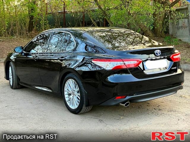 Черный Тойота Камри, объемом двигателя 2.5 л и пробегом 69 тыс. км за 30999 $, фото 2 на Automoto.ua