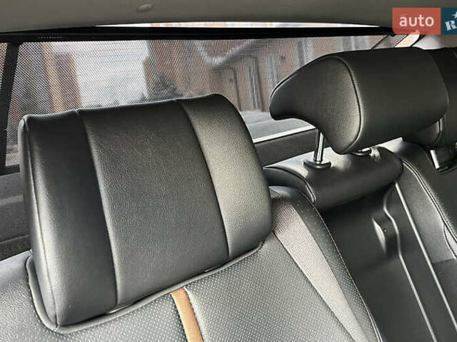 Черный Тойота Камри, объемом двигателя 3.46 л и пробегом 95 тыс. км за 26000 $, фото 16 на Automoto.ua