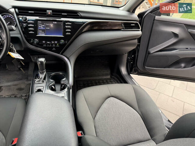 Черный Тойота Камри, объемом двигателя 2.5 л и пробегом 79 тыс. км за 23999 $, фото 21 на Automoto.ua