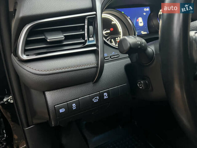 Тойота Камри 2020 в Ровно на Automoto.ua Черный Тойота Камри, объемом двигателя 2.49 л и пробегом 167 тыс. км за 27900 $, фото 14 на Automoto.ua