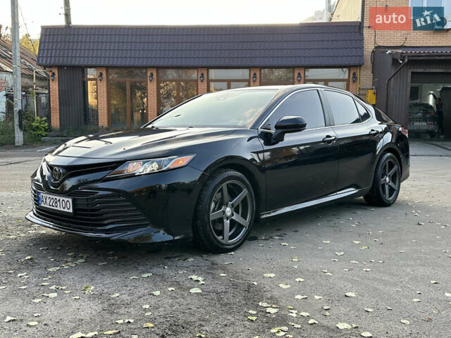 Тойота Камри 2020 в Харькове на Automoto.ua Черный Тойота Камри, объемом двигателя 2.49 л и пробегом 120 тыс. км за 22600 $, фото 7 на Automoto.ua