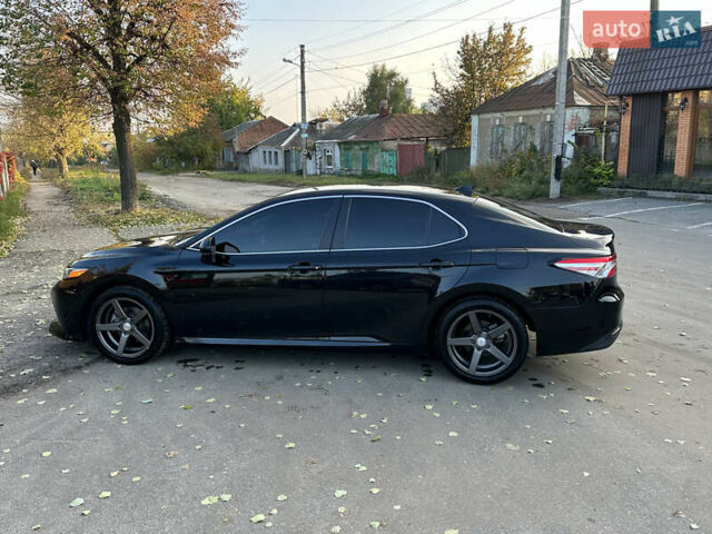 Тойота Камри 2020 в Харькове на Automoto.ua Черный Тойота Камри, объемом двигателя 2.49 л и пробегом 120 тыс. км за 22600 $, фото 9 на Automoto.ua