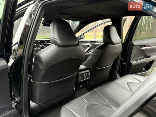 Черный Тойота Камри, объемом двигателя 2.5 л и пробегом 270 тыс. км за 23500 $, фото 44 на Automoto.ua