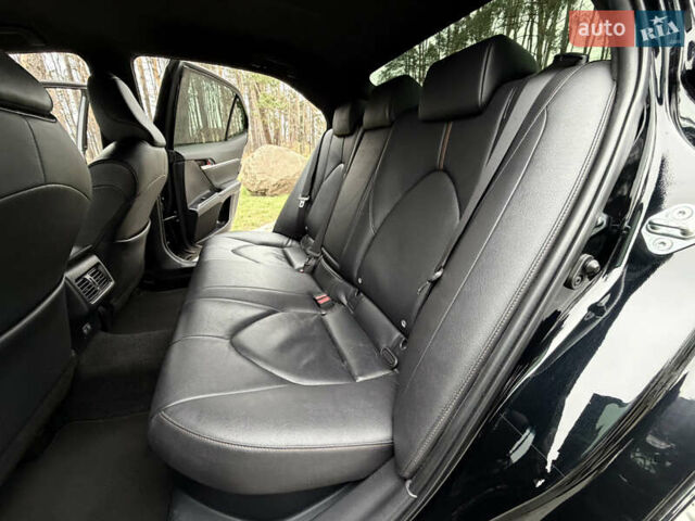 Черный Тойота Камри, объемом двигателя 2.5 л и пробегом 270 тыс. км за 23500 $, фото 46 на Automoto.ua
