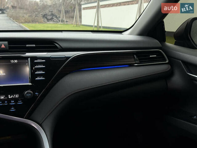 Черный Тойота Камри, объемом двигателя 2.5 л и пробегом 90 тыс. км за 27800 $, фото 18 на Automoto.ua