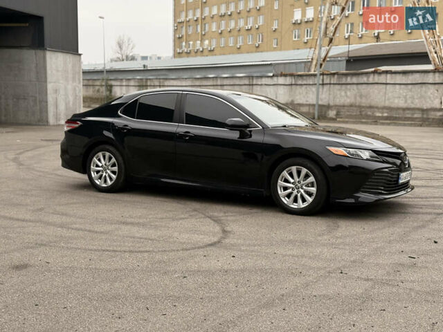 Чорний Тойота Камрі, об'ємом двигуна 2.49 л та пробігом 139 тис. км за 19299 $, фото 4 на Automoto.ua