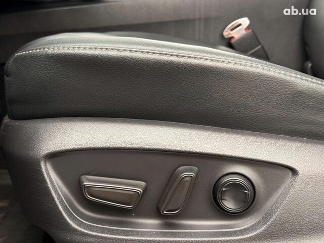 Черный Тойота Камри, объемом двигателя 2.5 л и пробегом 105 тыс. км за 24990 $, фото 19 на Automoto.ua