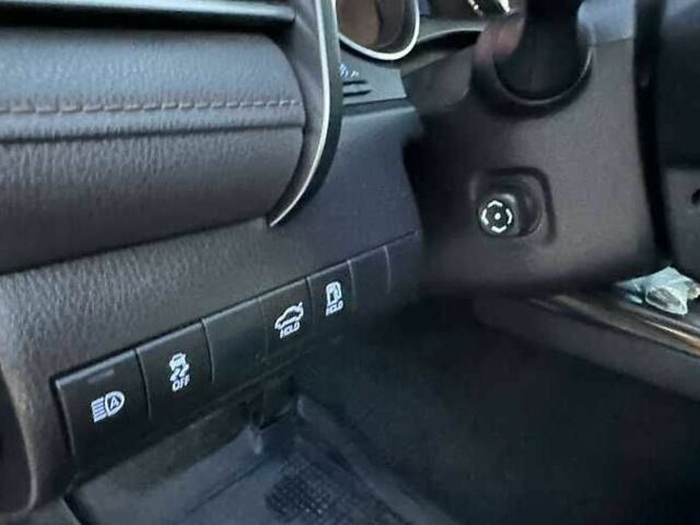 Тойота Камри 2020 в Киеве на Automoto.ua Черный Тойота Камри, объемом двигателя 2.5 л и пробегом 45 тыс. км за 18000 $, фото 9 на Automoto.ua