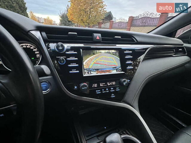 Тойота Камри 2020 в Ровно на Automoto.ua Черный Тойота Камри, объемом двигателя 2.49 л и пробегом 167 тыс. км за 27900 $, фото 16 на Automoto.ua