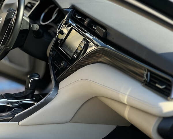 Чорний Тойота Камрі, об'ємом двигуна 2.49 л та пробігом 76 тис. км за 34000 $, фото 14 на Automoto.ua