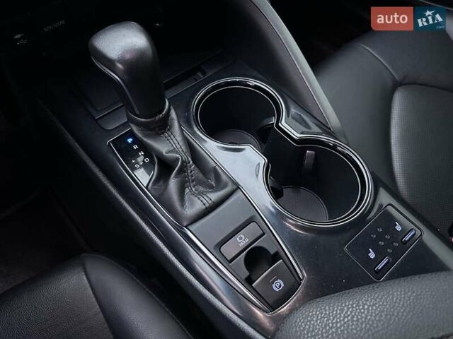 Черный Тойота Камри, объемом двигателя 2.5 л и пробегом 112 тыс. км за 22900 $, фото 35 на Automoto.ua