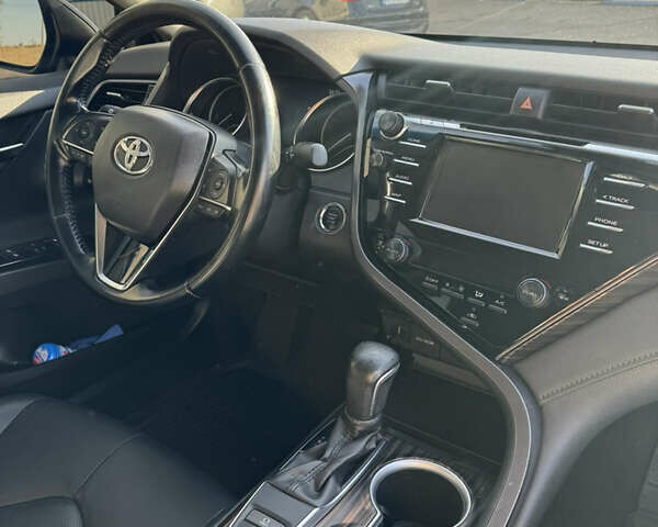 Черный Тойота Камри, объемом двигателя 2.49 л и пробегом 156 тыс. км за 24000 $, фото 12 на Automoto.ua