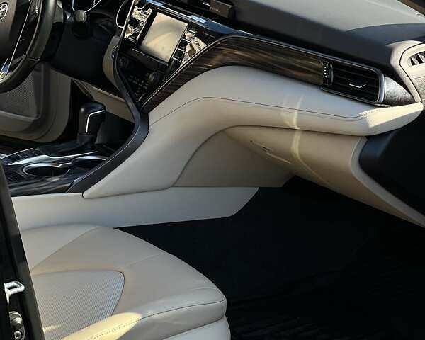 Чорний Тойота Камрі, об'ємом двигуна 2.49 л та пробігом 76 тис. км за 34000 $, фото 22 на Automoto.ua