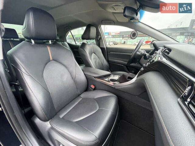 Черный Тойота Камри, объемом двигателя 2.49 л и пробегом 140 тыс. км за 27000 $, фото 18 на Automoto.ua