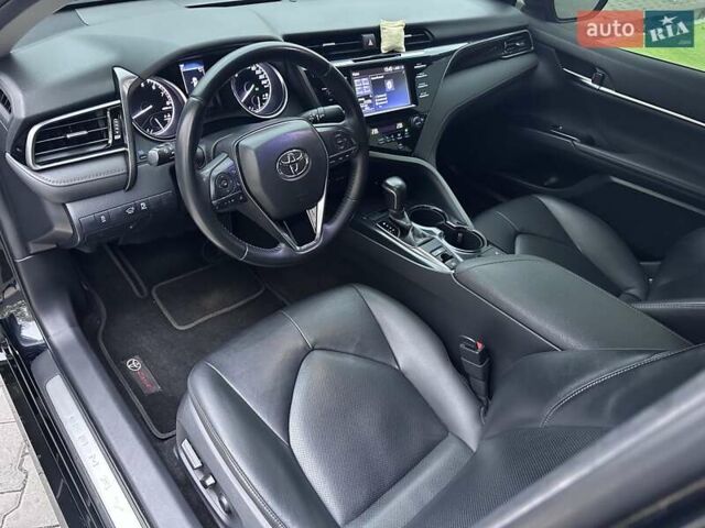 Черный Тойота Камри, объемом двигателя 2.5 л и пробегом 112 тыс. км за 22900 $, фото 19 на Automoto.ua