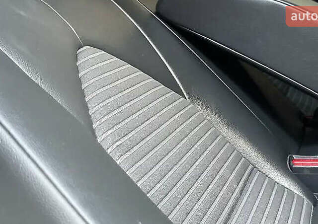 Чорний Тойота Камрі, об'ємом двигуна 2.49 л та пробігом 87 тис. км за 23000 $, фото 10 на Automoto.ua