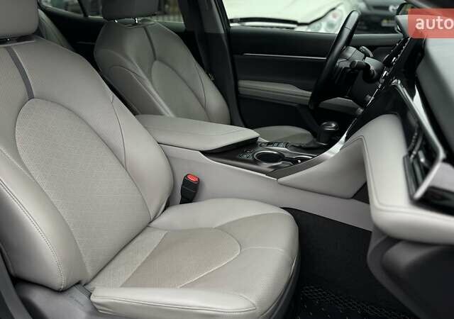 Черный Тойота Камри, объемом двигателя 3.46 л и пробегом 60 тыс. км за 38000 $, фото 21 на Automoto.ua