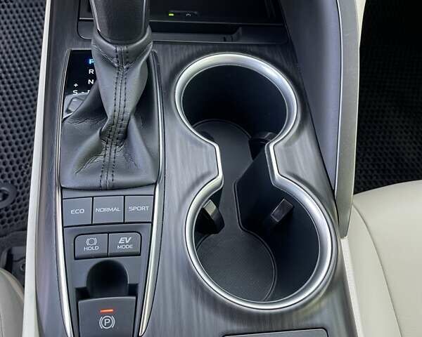 Черный Тойота Камри, объемом двигателя 2.5 л и пробегом 60 тыс. км за 30850 $, фото 66 на Automoto.ua