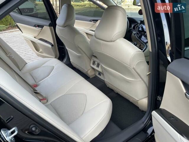 Черный Тойота Камри, объемом двигателя 2.5 л и пробегом 60 тыс. км за 30850 $, фото 51 на Automoto.ua