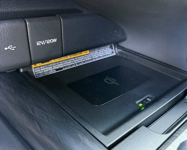 Черный Тойота Камри, объемом двигателя 2.49 л и пробегом 90 тыс. км за 33500 $, фото 27 на Automoto.ua