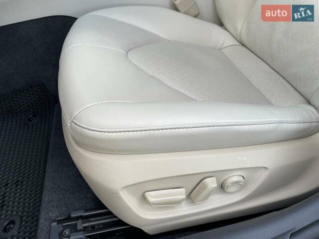 Черный Тойота Камри, объемом двигателя 2.5 л и пробегом 60 тыс. км за 30850 $, фото 37 на Automoto.ua