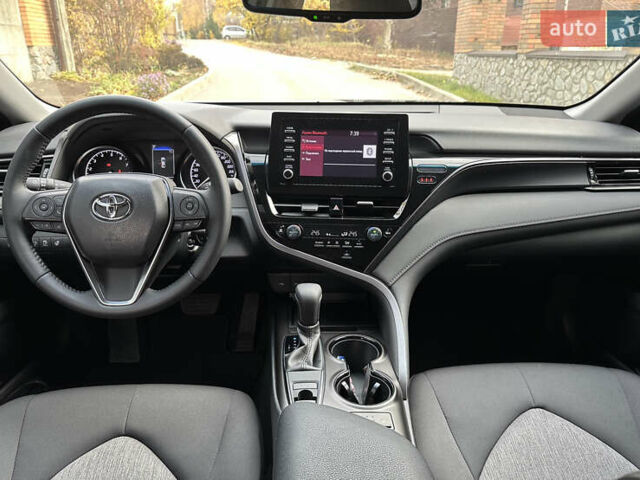 Черный Тойота Камри, объемом двигателя 2.5 л и пробегом 6 тыс. км за 30000 $, фото 29 на Automoto.ua