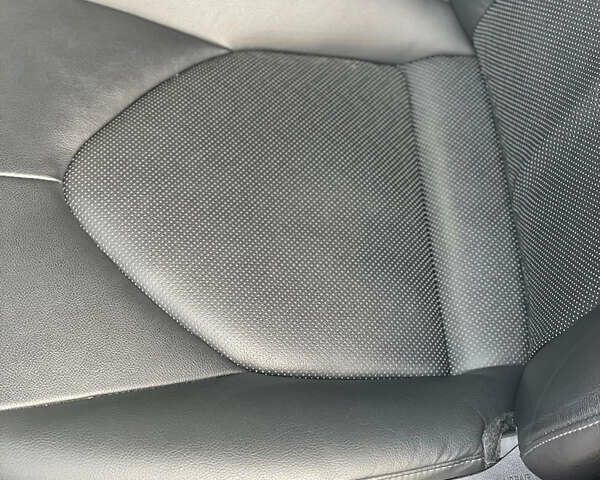 Чорний Тойота Камрі, об'ємом двигуна 2.49 л та пробігом 32 тис. км за 31500 $, фото 7 на Automoto.ua