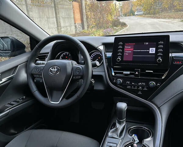 Черный Тойота Камри, объемом двигателя 2.5 л и пробегом 6 тыс. км за 30000 $, фото 26 на Automoto.ua